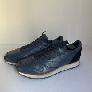 Reebok Classic Leather Navy Blue Sneakers Men’s Size 10 Vintage Style Comfort